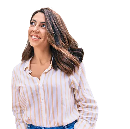 Girl smiling with hand on her hips
