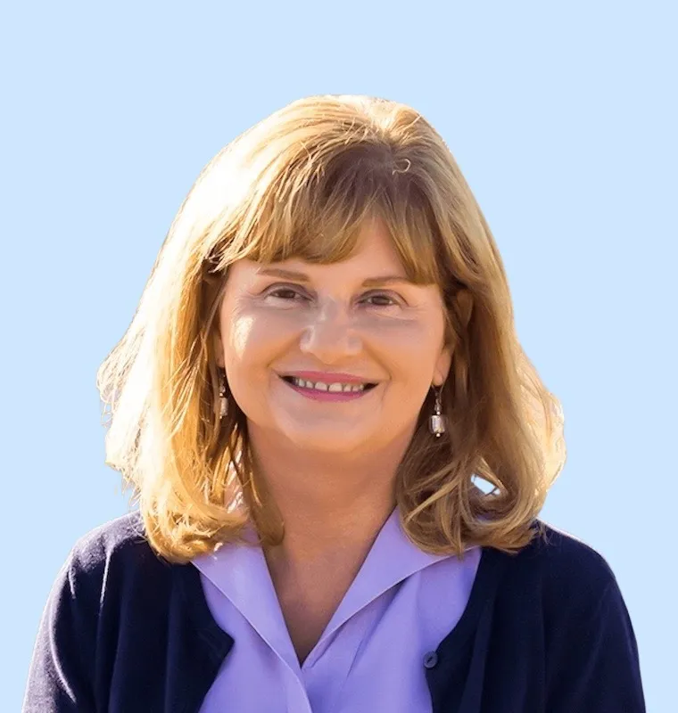 Julia Davison